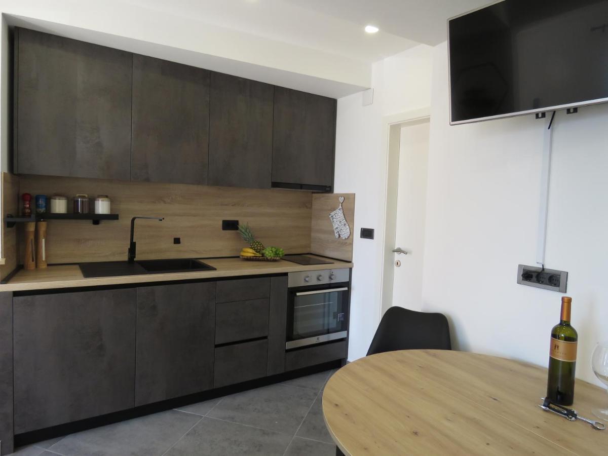 Nevera Apartment Mlini Exterior photo